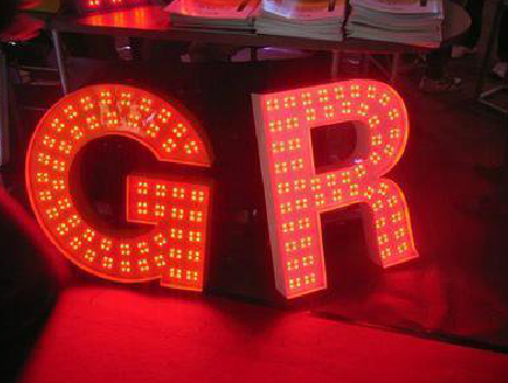 晋江LED发光字常见的安装误区。